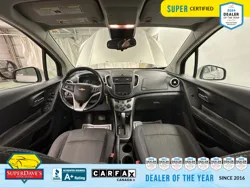 Vehicle photo 22