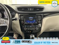 Vehicle photo 25