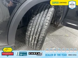 Vehicle photo 29