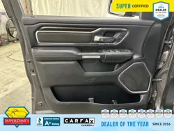 Vehicle photo 16