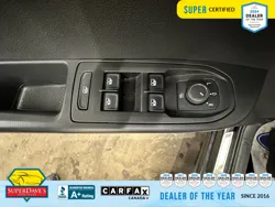 Vehicle photo 17