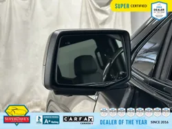 Vehicle photo 14