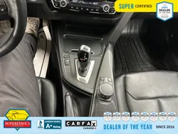 Vehicle photo 29