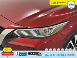 Vehicle photo 10
