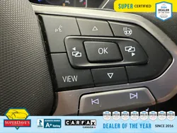 Vehicle photo 15