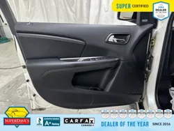 Vehicle photo 16