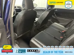 Vehicle photo 19