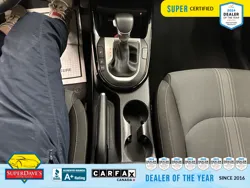 Vehicle photo 29