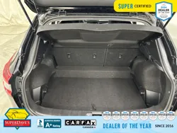 Vehicle photo 31