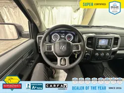 Vehicle photo 23