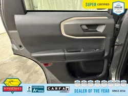 Vehicle photo 20