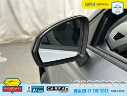 Vehicle photo 14