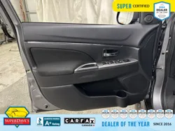 Vehicle photo 16