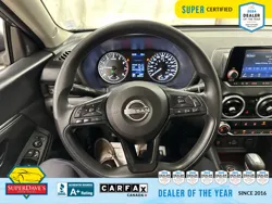 Vehicle photo 23
