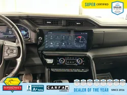 Vehicle photo 23
