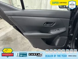 Vehicle photo 20