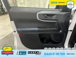 Vehicle photo 18