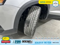 Vehicle photo 36