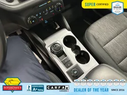 Vehicle photo 29