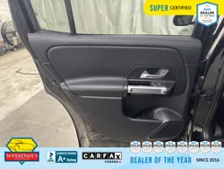 Vehicle photo 15
