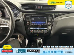 Vehicle photo 25