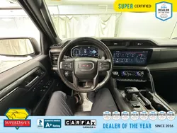 Vehicle photo 21