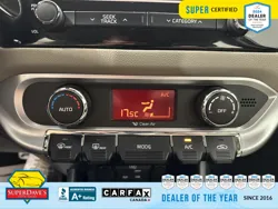 Vehicle photo 28