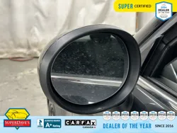 Vehicle photo 14