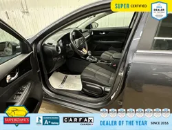 Vehicle photo 23