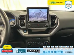 Vehicle photo 25