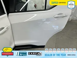 Vehicle photo 19