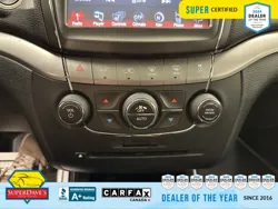Vehicle photo 28