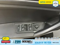 Vehicle photo 19
