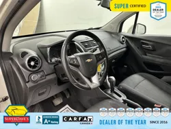 Vehicle photo 17