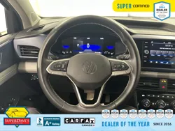 Vehicle photo 24