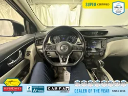 Vehicle photo 23