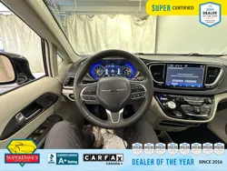 Vehicle photo 22