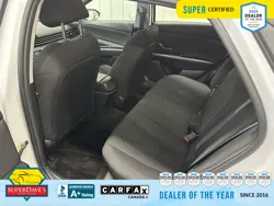 Vehicle photo 19