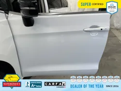 Vehicle photo 15