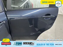 Vehicle photo 19