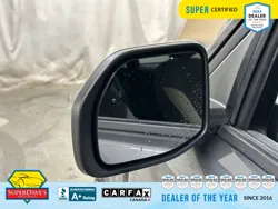 Vehicle photo 14