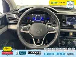 Vehicle photo 24