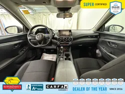 Vehicle photo 21