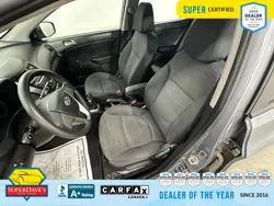 Vehicle photo 18