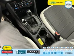 Vehicle photo 28
