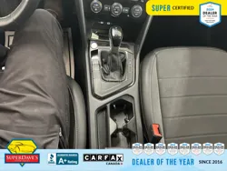 Vehicle photo 30
