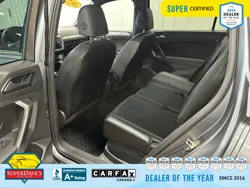 Vehicle photo 19