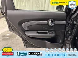 Vehicle photo 19