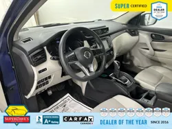 Vehicle photo 17
