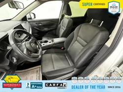 Vehicle photo 18